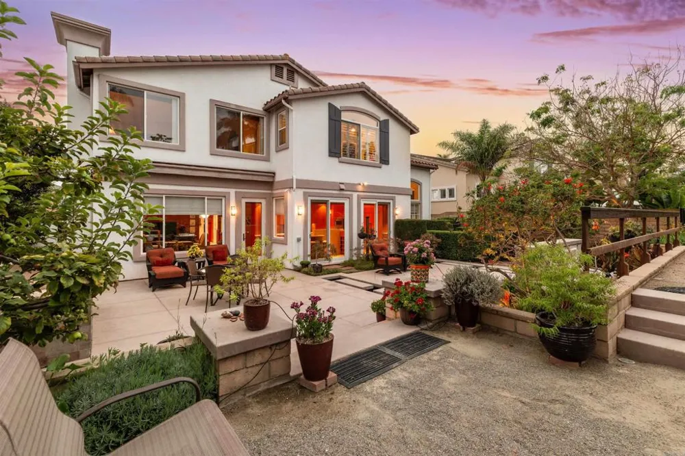 6740 Camphor Place Carlsbad, CA 92011