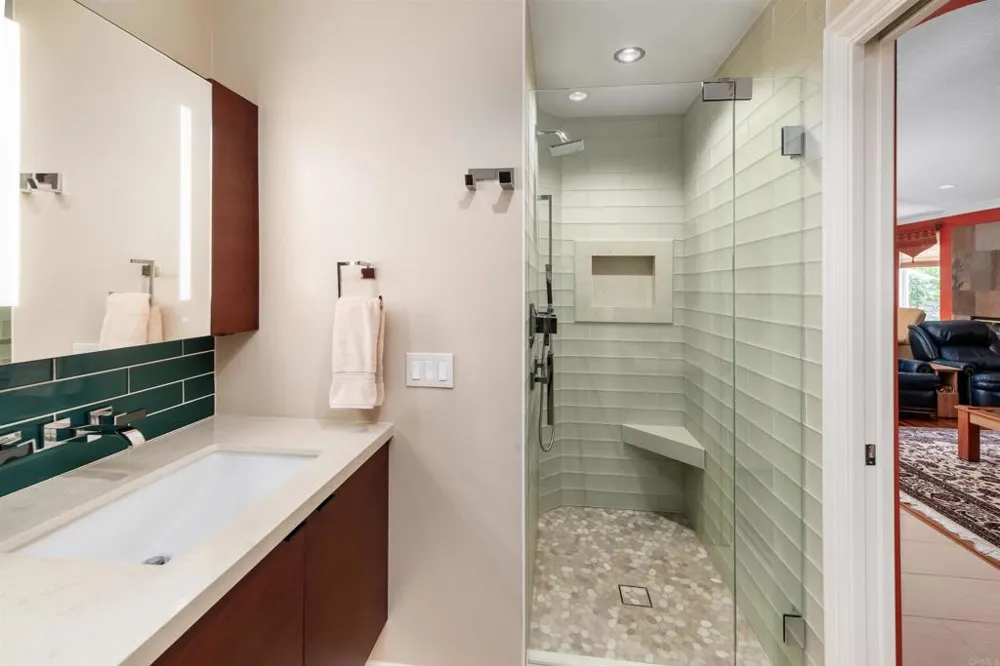 6740 Camphor Place Carlsbad, CA 92011