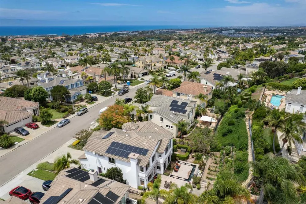 6740 Camphor Place Carlsbad, CA 92011