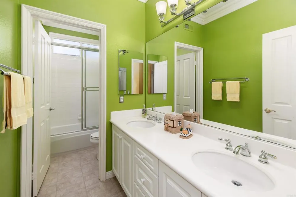 6740 Camphor Place Carlsbad, CA 92011