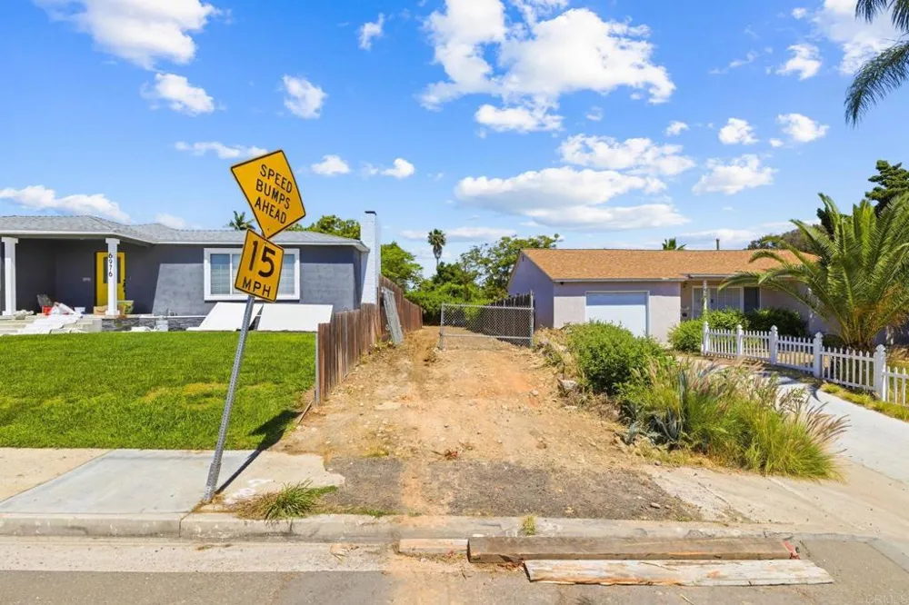 70th Street San Diego, CA 92115