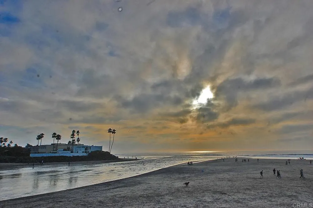 880 Stevens Avenue Solana Beach, CA 92075