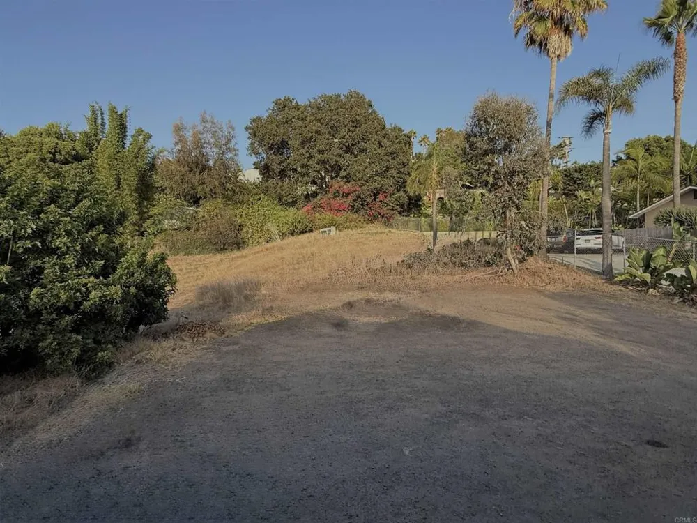 880 Stevens Avenue Solana Beach, CA 92075