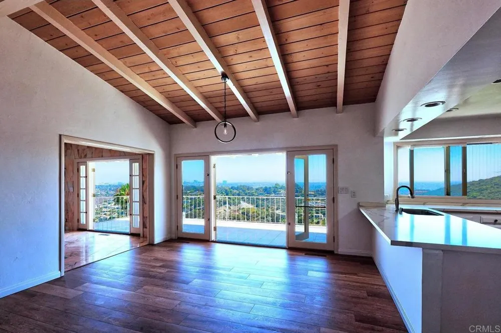 7311 Rue Michael La Jolla, CA 92037