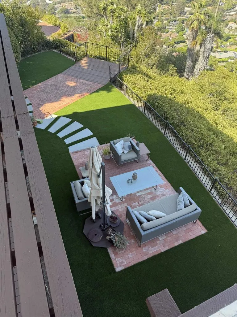 7311 Rue Michael La Jolla, CA 92037