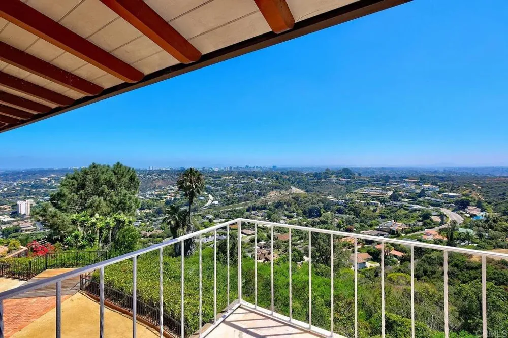 7311 Rue Michael La Jolla, CA 92037