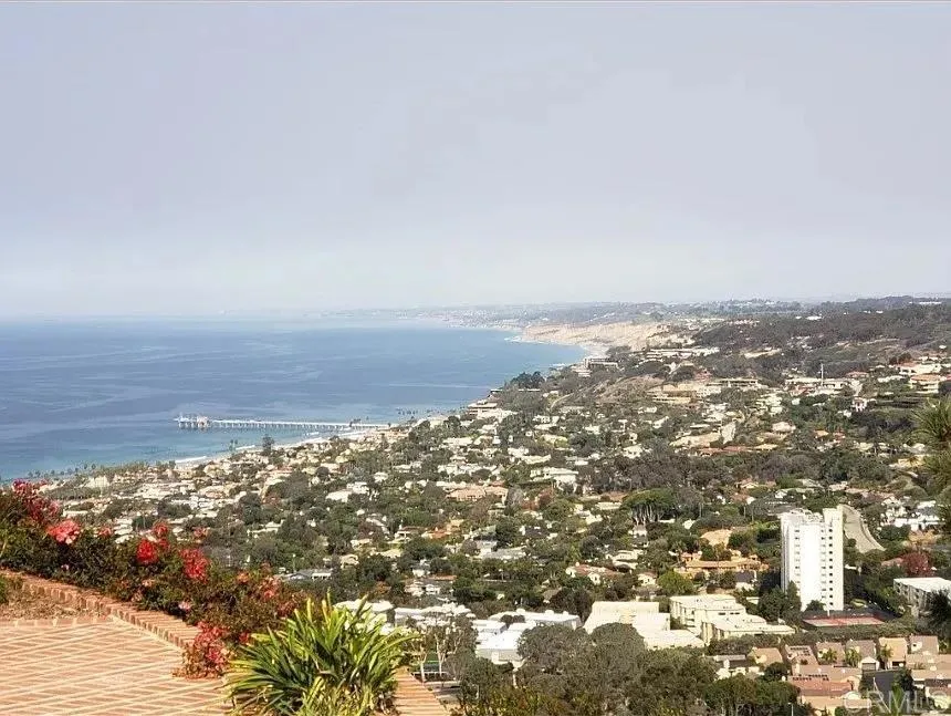 7311 Rue Michael La Jolla, CA 92037
