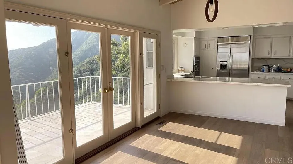 7311 Rue Michael La Jolla, CA 92037