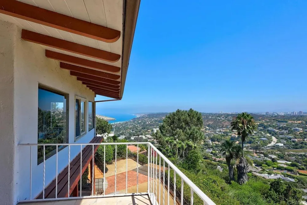 7311 Rue Michael La Jolla, CA 92037