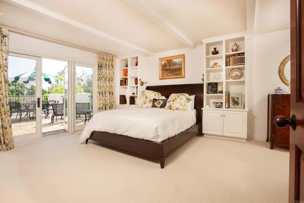 16925 La Gracia Rancho Santa Fe, CA 92067
