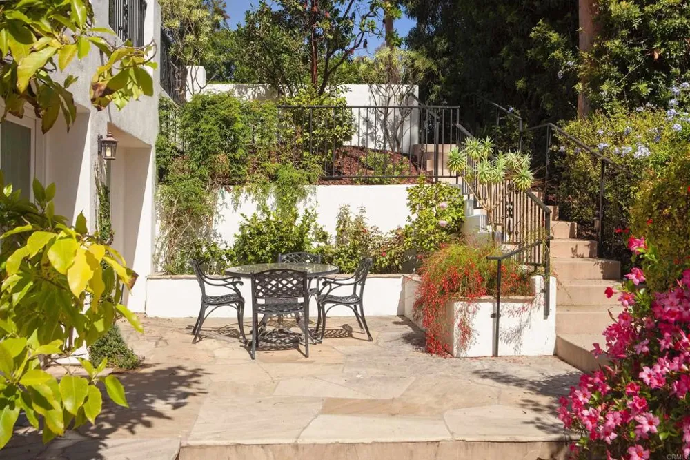 16925 La Gracia Rancho Santa Fe, CA 92067