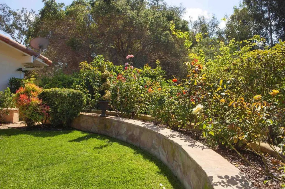 16925 La Gracia Rancho Santa Fe, CA 92067