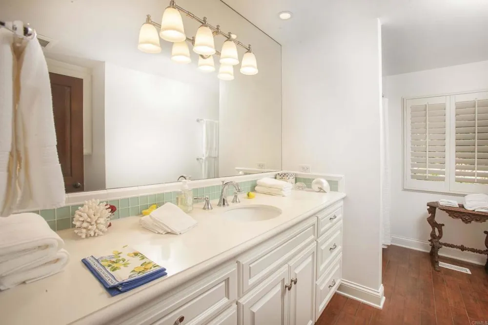 16925 La Gracia Rancho Santa Fe, CA 92067