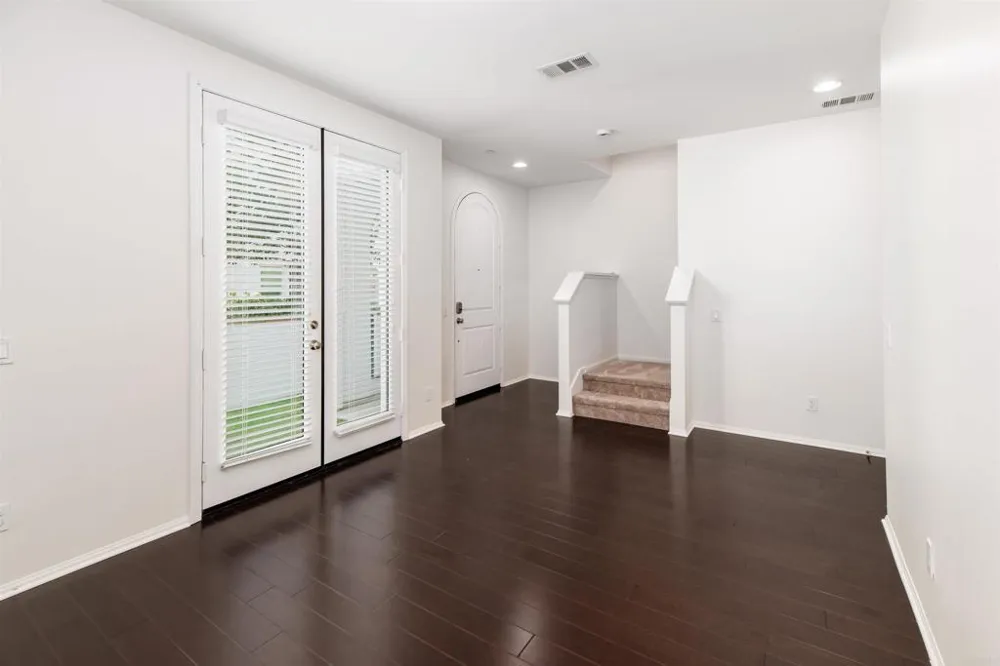 1865 Alkali Heath Lane Carlsbad, CA 92011