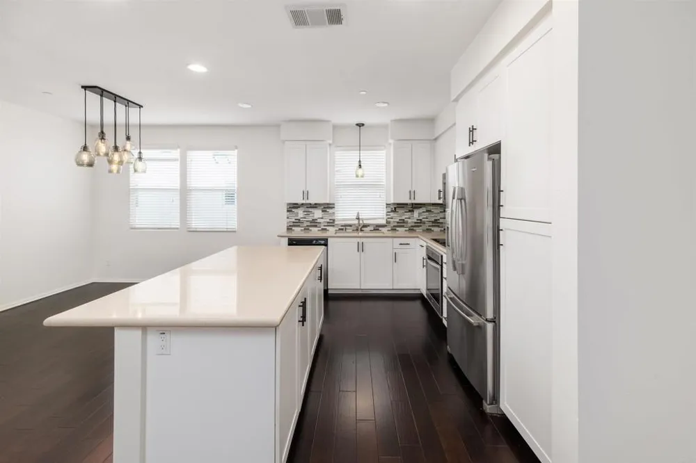 1865 Alkali Heath Lane Carlsbad, CA 92011