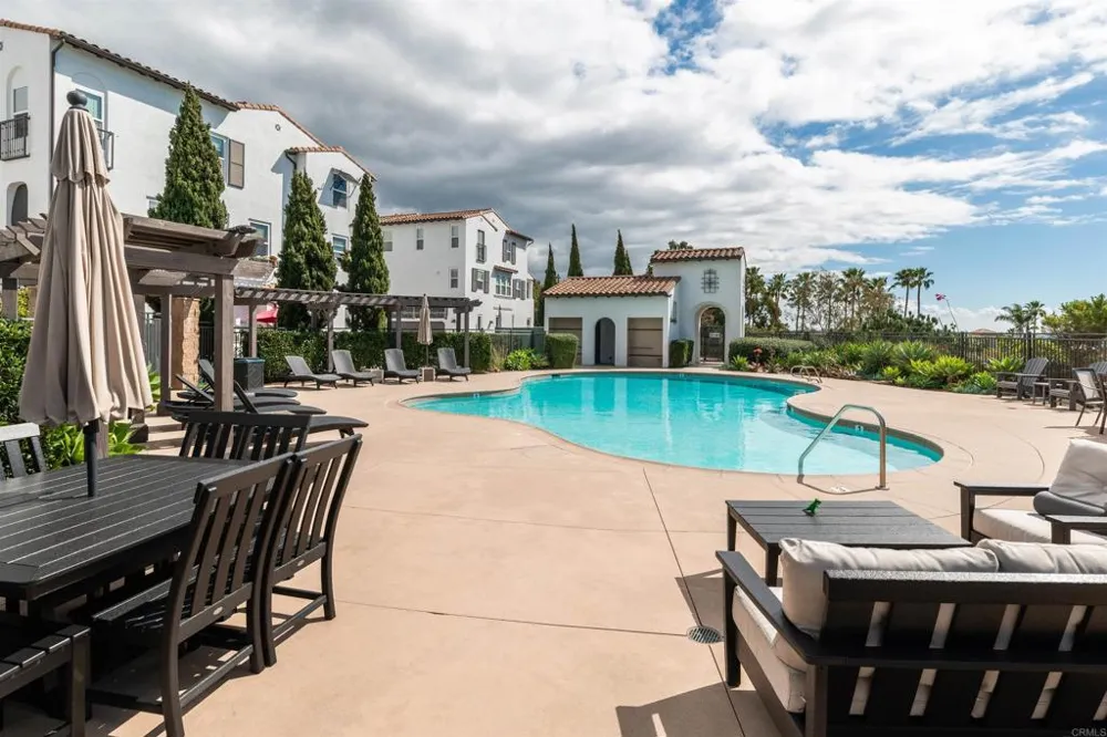 1865 Alkali Heath Lane Carlsbad, CA 92011