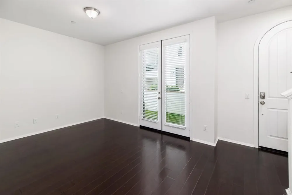 1865 Alkali Heath Lane Carlsbad, CA 92011