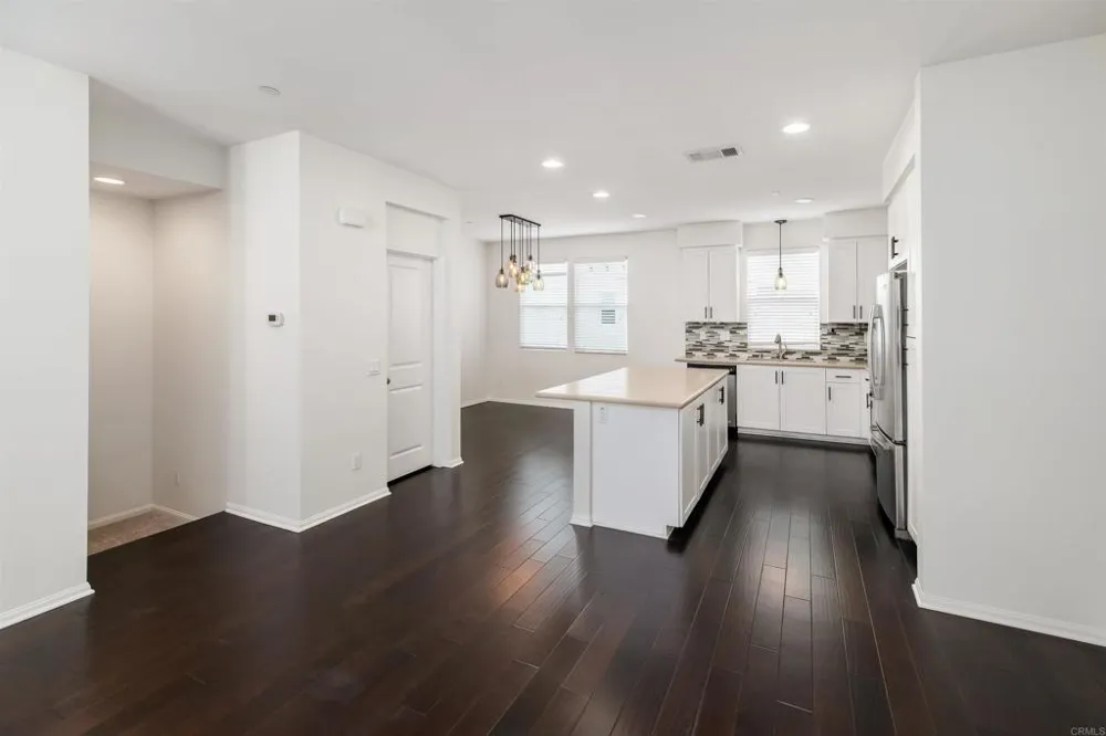 1865 Alkali Heath Lane Carlsbad, CA 92011