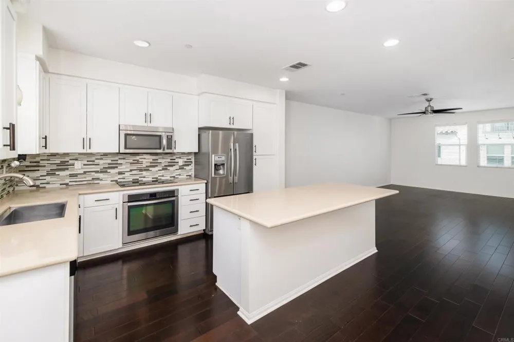 1865 Alkali Heath Lane Carlsbad, CA 92011