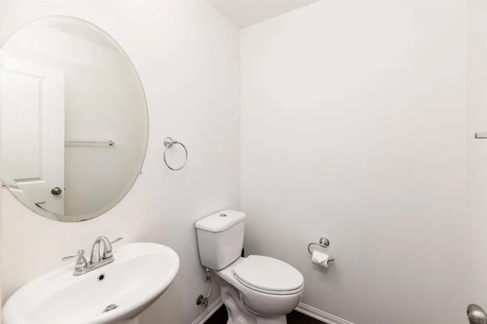 1865 Alkali Heath Lane Carlsbad, CA 92011