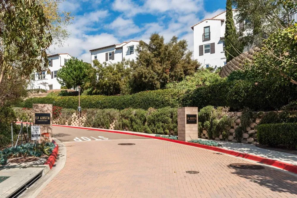 1865 Alkali Heath Lane Carlsbad, CA 92011