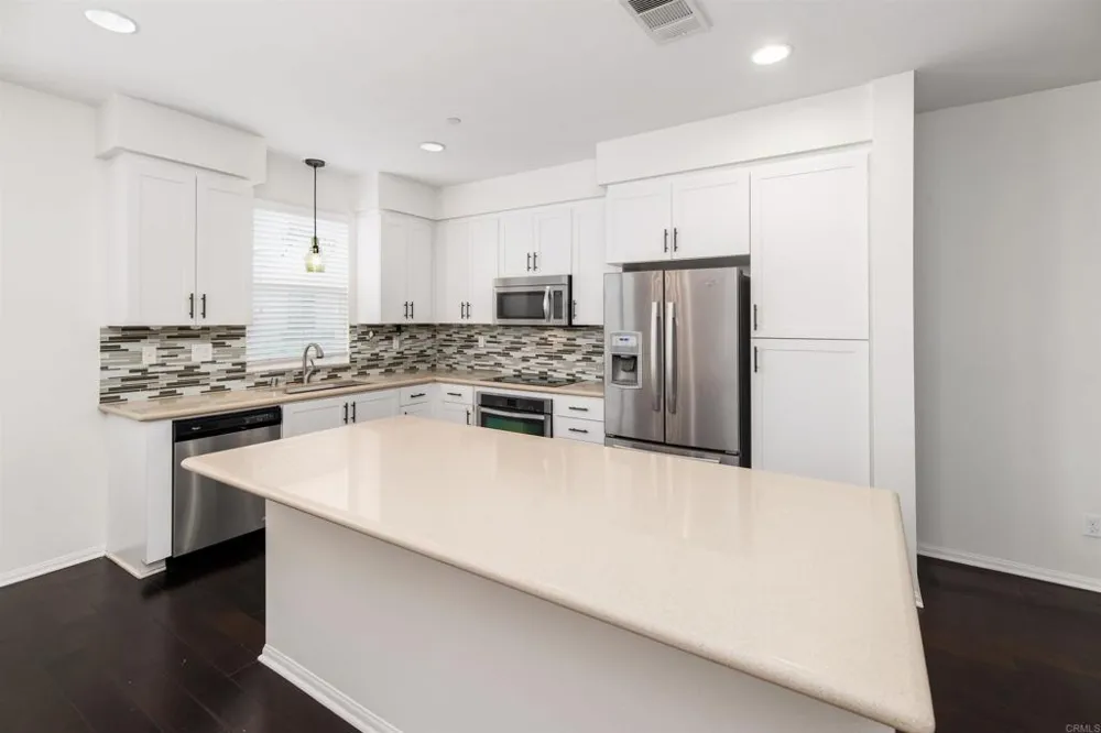 1865 Alkali Heath Lane Carlsbad, CA 92011