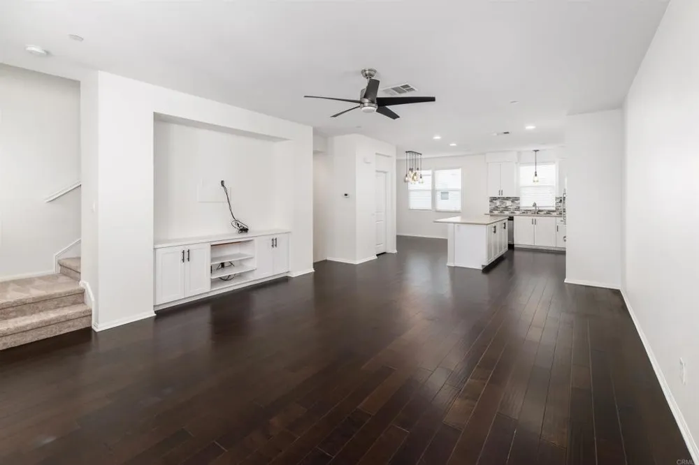 1865 Alkali Heath Lane Carlsbad, CA 92011