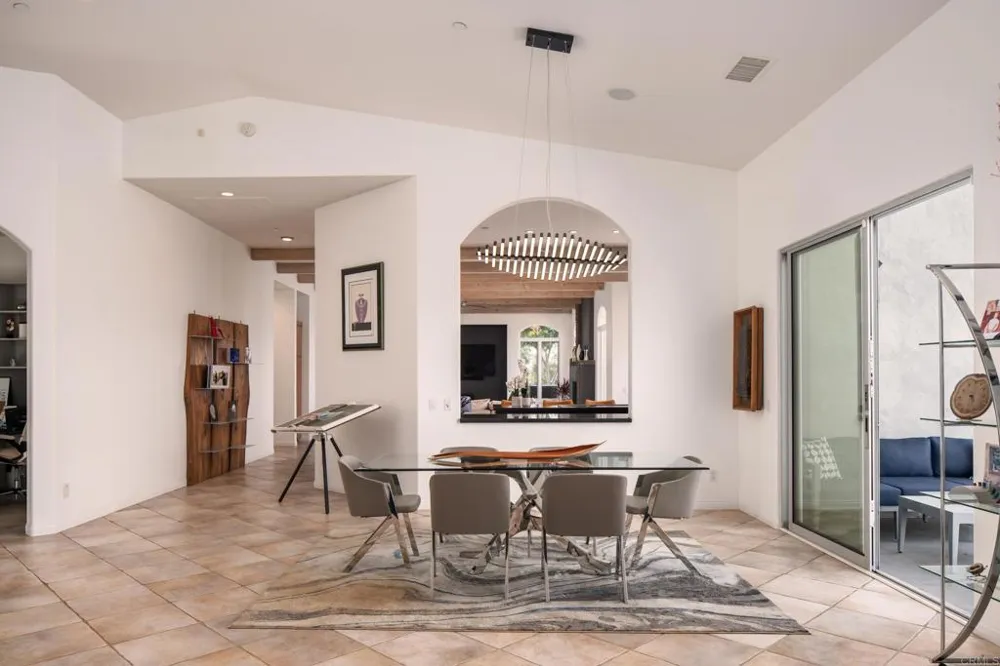 30330 Via Maria Elena Bonsall, CA 92003