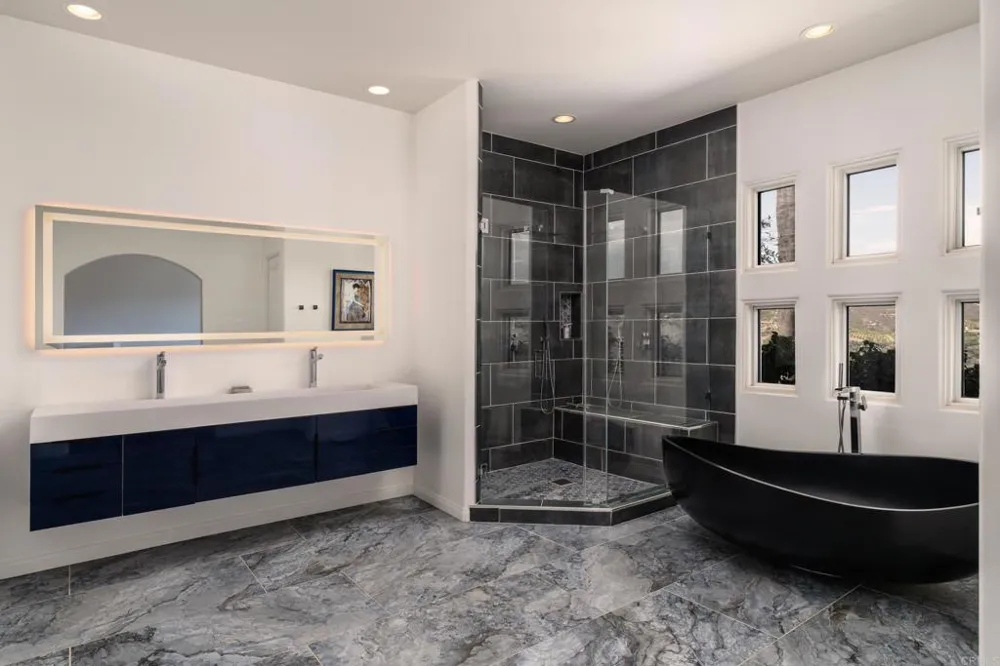 30330 Via Maria Elena Bonsall, CA 92003