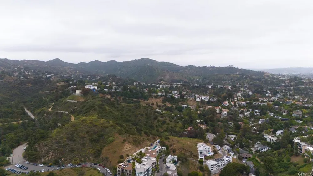 2411 San Marco Dr Los Angeles, CA 90068