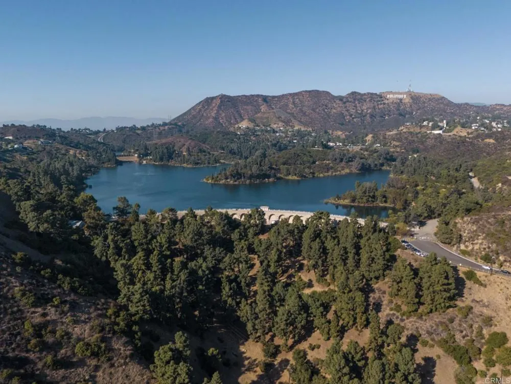 2411 San Marco Dr Los Angeles, CA 90068