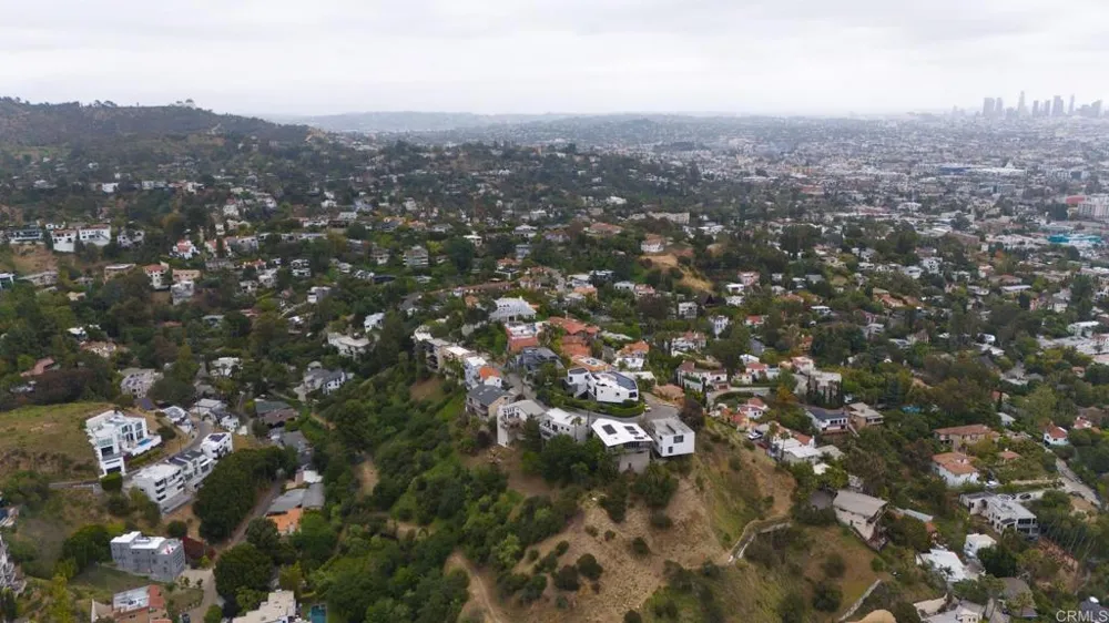 2411 San Marco Dr Los Angeles, CA 90068