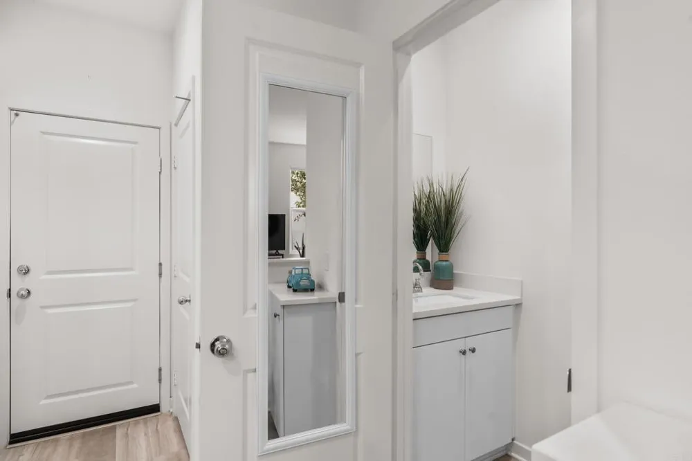4136 Sitio Flor Oceanside, CA 92057