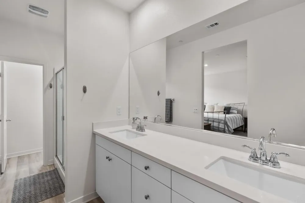 4136 Sitio Flor Oceanside, CA 92057