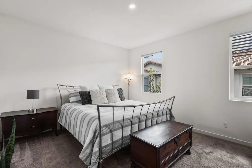 4136 Sitio Flor Oceanside, CA 92057