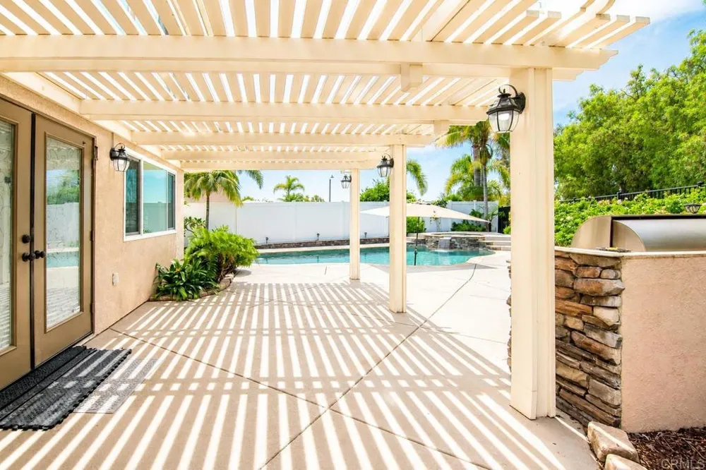 421 Lexington Circle Oceanside, CA 92057