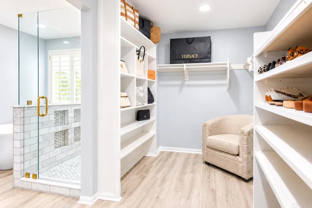 421 Lexington Circle Oceanside, CA 92057