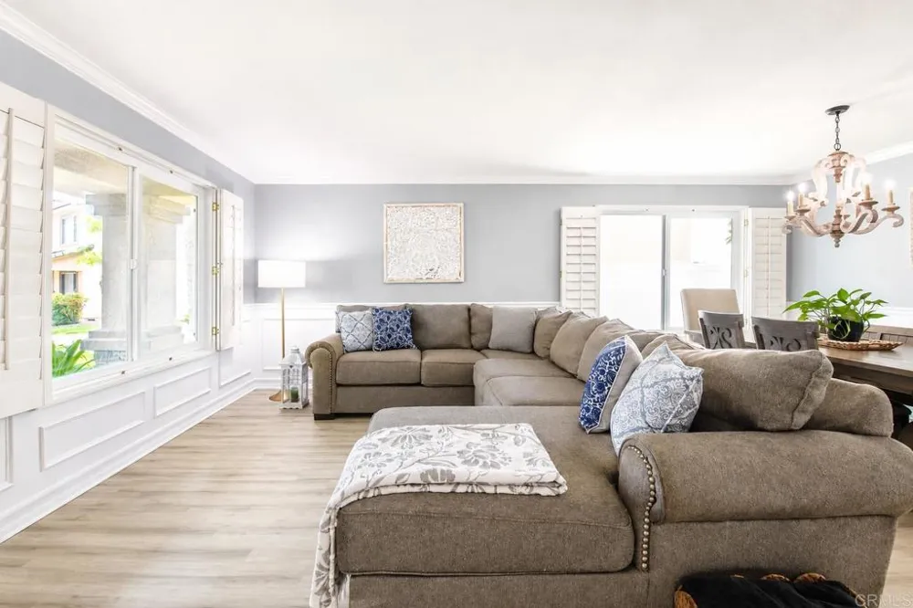 421 Lexington Circle Oceanside, CA 92057