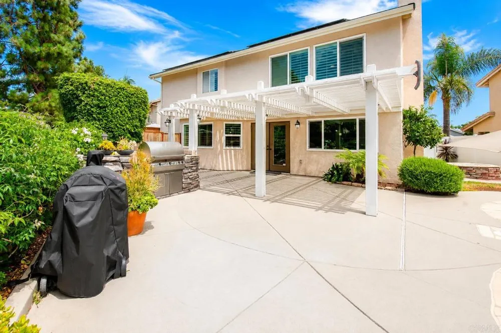 421 Lexington Circle Oceanside, CA 92057