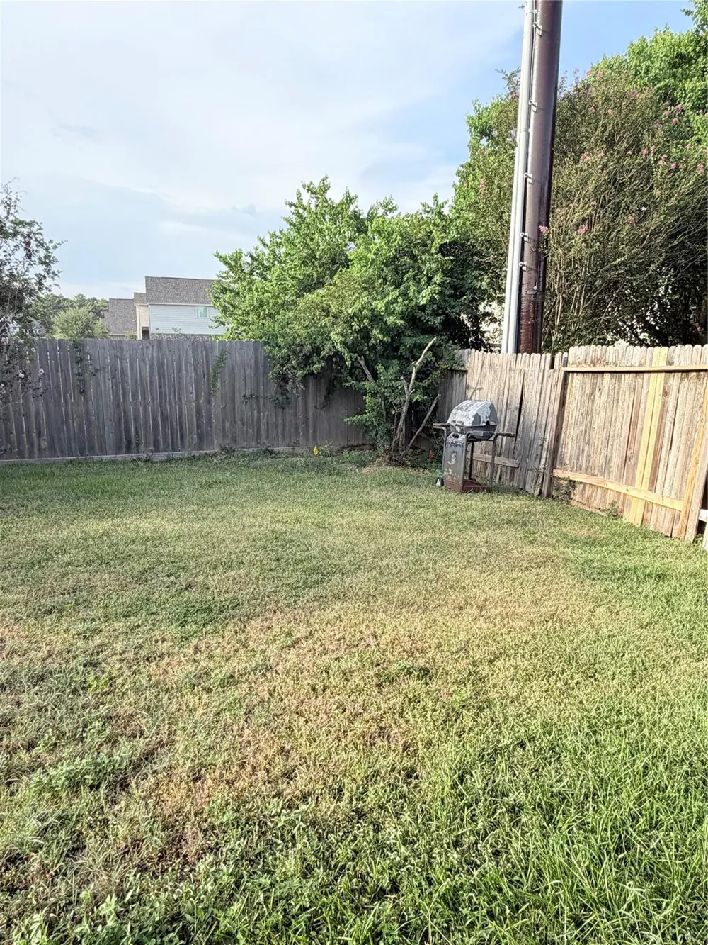 323 Annatto Lane Crosby, TX 77532
