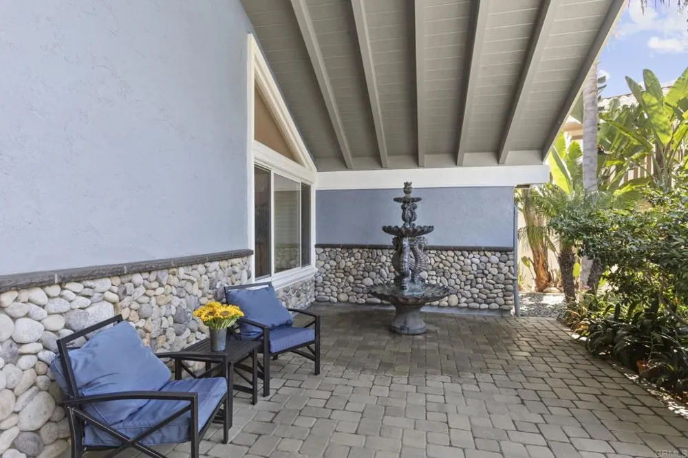 5545 Coral Reef Avenue La Jolla, CA 92037