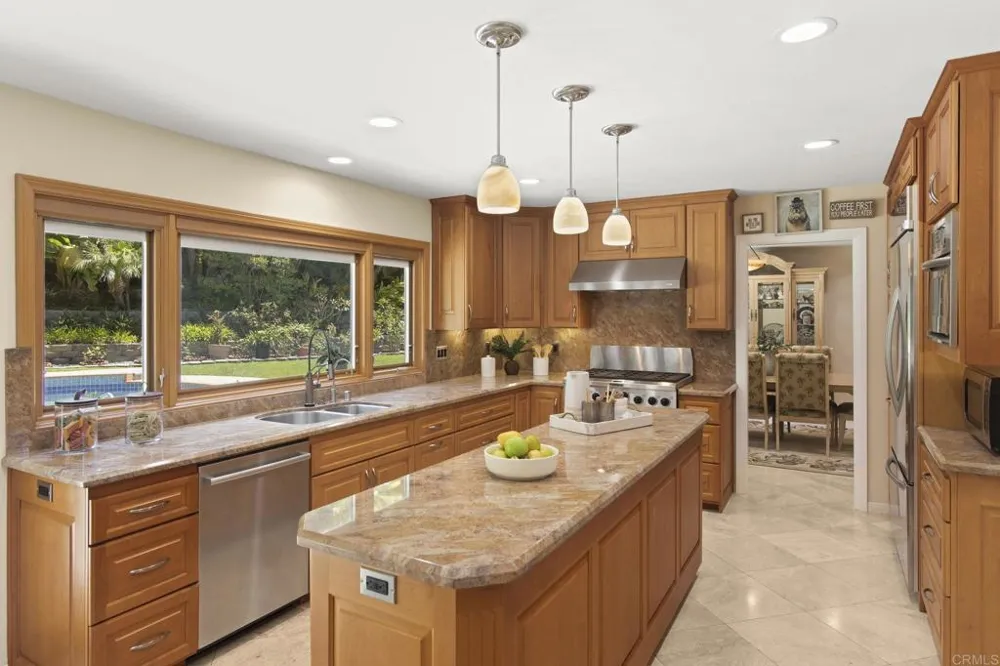 5545 Coral Reef Avenue La Jolla, CA 92037