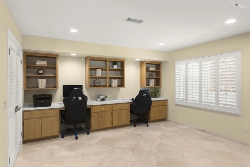 5545 Coral Reef Avenue La Jolla, CA 92037