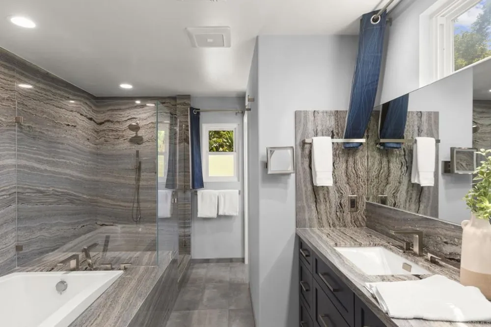 5545 Coral Reef Avenue La Jolla, CA 92037