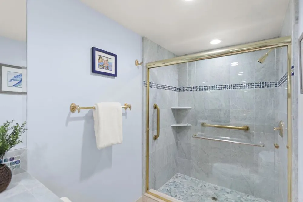 5545 Coral Reef Avenue La Jolla, CA 92037