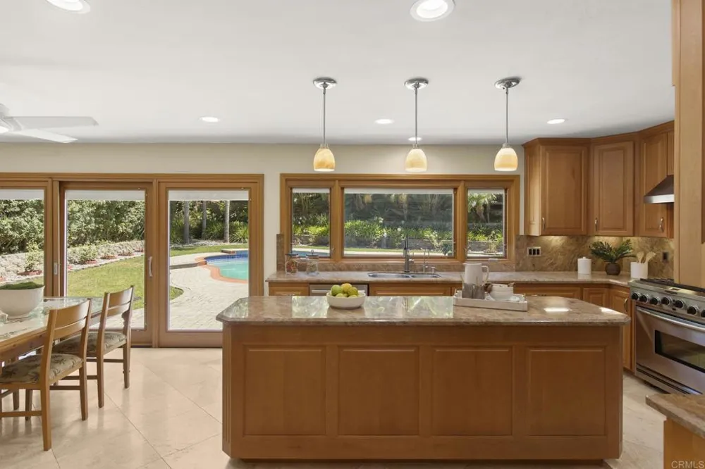 5545 Coral Reef Avenue La Jolla, CA 92037