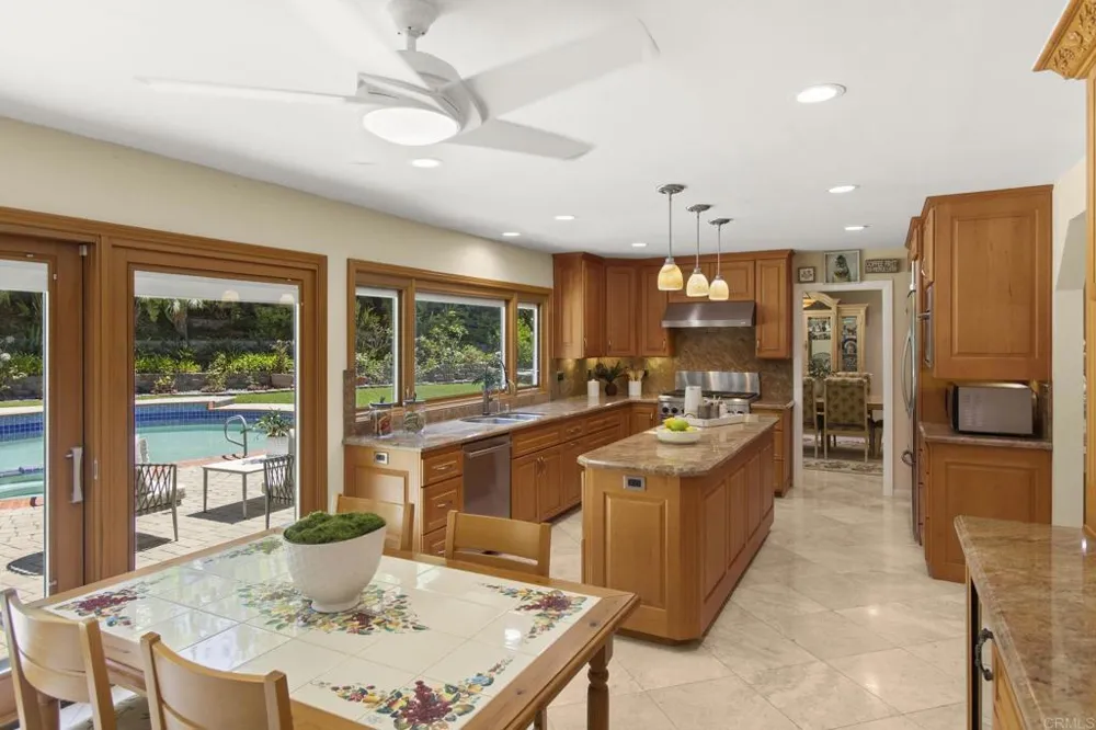 5545 Coral Reef Avenue La Jolla, CA 92037