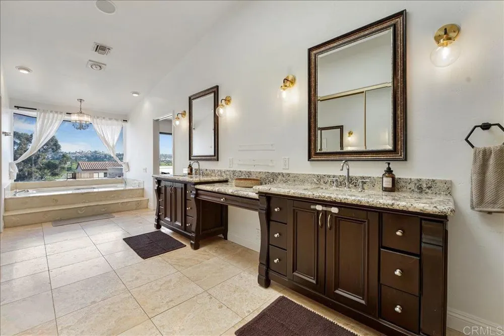 5274 Margaret Bonita, CA 91902