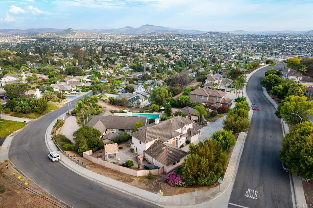 1684 Hubbard Place Escondido, CA 92027