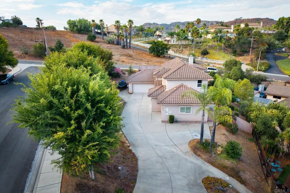 1684 Hubbard Place Escondido, CA 92027